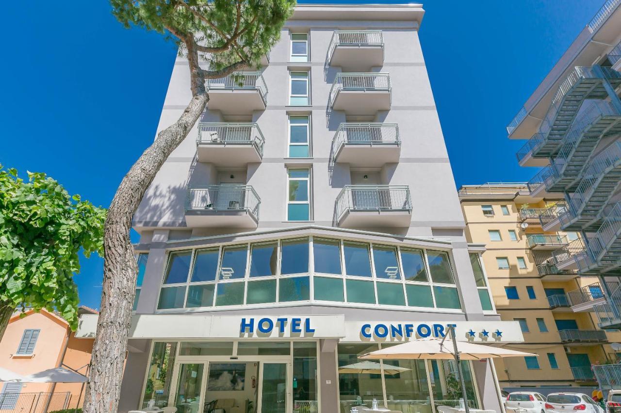 Hotel Confort Римини Екстериор снимка
